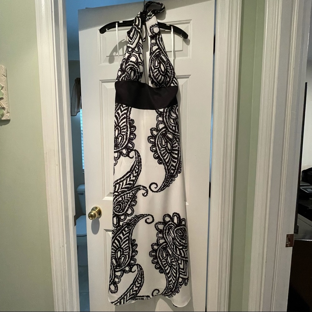 Women’s black house white market halter top dress